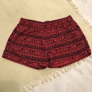 Patagonia Barely Baggies Shorts 2.5” Size M